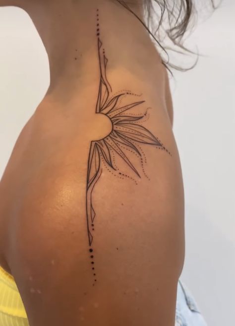 Rib Sun Tattoo, Sun Band Tattoo, Sun Tattoo On Hip, Sun Hip Tattoo, Rib Tattoos For Women, Leg Tattoos Women, Sun Tattoo, Band Tattoo, Rib Tattoo