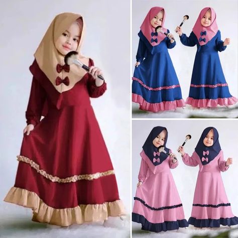 Kids Abaya, Islamic Fashion Dresses, Projek Menjahit, Modele Hijab, Girls Maxi Dresses, Muslim Kids, Muslim Dress, Abaya Designs, Islamic Clothing