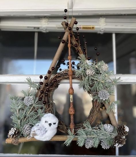 Deathly Hallows Christmas Wreath, Outdoor Harry Potter Christmas Decor, Small Harry Potter Christmas Tree, Harry Potter Theme Christmas Decoration, Harry Potter Skeleton, Harry Potter Christmas Outdoor Decorations, Harry Potter Christmas Wreath Diy, Harry Potter Inspired Christmas Decor, Harry Potter Xmas Decorations