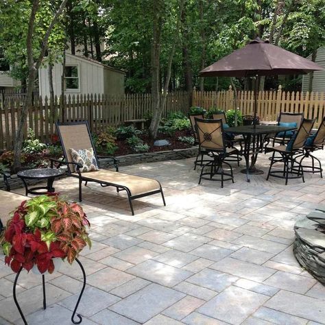 Poured Concrete Patio, Stone Patio Designs, Circular Patio, Pavers Backyard, Concrete Patio Designs, Raised Patio, Patio Pavers Design, Patio Pavers, Outdoor Patio Designs