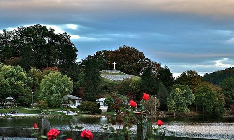 16. Lake Junaluska North Carolina Lakes, Lake Junaluska, Beautiful Winter Pictures, Lake Wylie, Lakeside View, Lake Lure, Autumn Lake, Lake Norman, Hills And Valleys