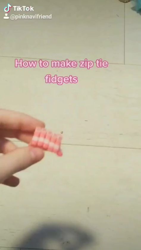 Zip Tie Fidget Toy, Fidget Crafts, Diy Fidgets, Homemade Fidget Toys, Fidgets Diy, Stim Toys, Fidget Toys Adults, Fidget Tools, Diy Fidget Toys