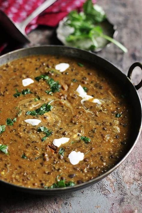 Dal makhani recipe with step by step photos.  Dal makhani is one of the most sought  after punjabi recipe. I got few emails from readers requesting this restaurant style dal makhani recipe. This creamy and rich dal makhani recipe is the one just like we eat in restaurants. Recipe via cookclickndevour.com #dalmakhani #makhanirecipe #vegetarianrecipes #cookclickndevour Easy Dahl Recipe, Rice In Microwave, Reheat Rice, Rice In Rice Cooker, Makhani Recipe, How To Reheat Rice, Dahl Recipe, Dhal Recipe, Dal Fry