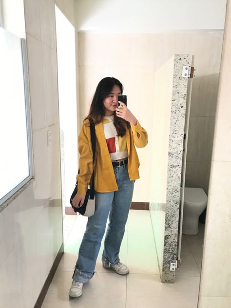 mustard coat from zara Over Coat Outfit, Mustard Coat Outfit, Mustard Yellow Outfit, Mustard Coat, Mustard Jacket, Over Coat, Coat Outfit, Yellow Outfit, Coat Outfits