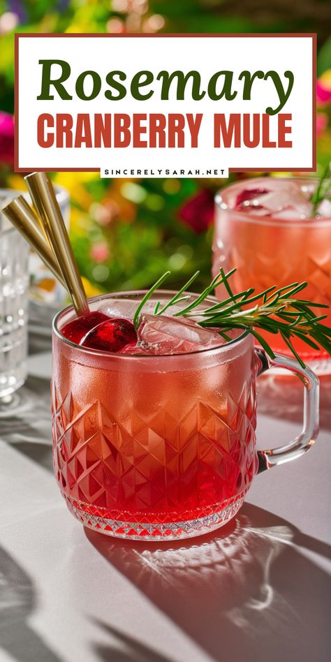 🍸 Celebrate the season with the Rosemary Cranberry Mule, a festive twist on a classic cocktail! With its vibrant cranberry flavor and the aromatic touch of rosemary, this drink is sure to become a holiday favorite. 🌲 Whether you’re entertaining guests or enjoying a cozy night in, the Rosemary Cranberry Mule is the perfect way to add some holiday cheer to your evening. Mix one up and enjoy the festivities! 🎉 Fall Cocktails Easy, Cranberry Mule, Mint Chocolate Chip Cupcakes, Cranberry Sangria, Cranberry Juice And Vodka, Hot Chocolate Cocktail, Cocktail Cupcakes, Cranberry Wine, Spiked Hot Chocolate