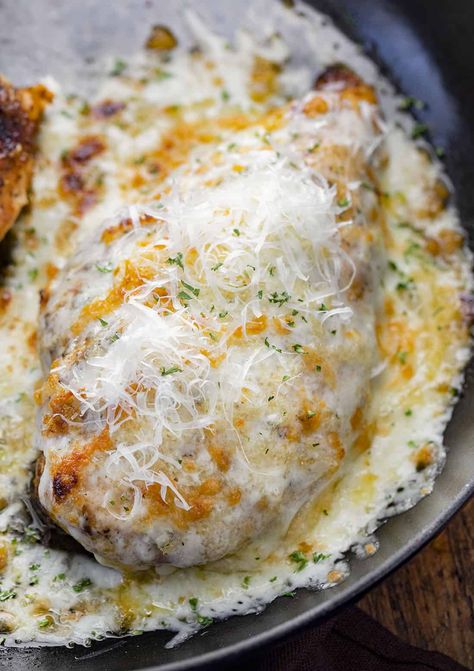 Parmesan Ranch Chicken, Cheesy Ranch Chicken, Parmesan Ranch, Ranch Chicken Recipes, Chicken With Italian Seasoning, Chicken Parmesan Casserole, Marinating Chicken Breast, Chicken Parmesan Pasta, Easy Chicken Parmesan