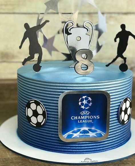 Champions League Cake, Dream Cars Range Rovers, Second Birthday Cakes, Real Madrid Champions League, Sweet 15 Party Ideas, Soccer Birthday Parties, Football Birthday Party, Football Cake, Soccer Birthday