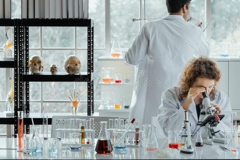 Two scientists working together in chemical laboratory stock photography Chemical Laboratory, Factory Photography, Medical Laboratory Scientist, Matter Science, Women Scientists, Laboratory Science, Medical Laboratory, Molecular Biology, Woman Suit Fashion