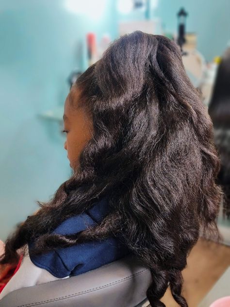 Blow Dry Hairstyles, Mixed Kids Hairstyles, Blowdry Styles, Out Hairstyles, Kid Hairstyles, Blow Dry Hair, School Week, Naturally Curly Hair