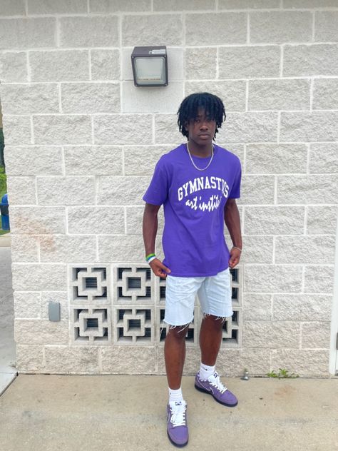 Purple Lobster Dunks, Championship Purple Dunks Outfit, Purple Lobster Sb Outfit, Lobster Dunks Outfit, Lobster Outfit, Lobster Dunks, Sb Outfits, Purple Lobster, Jorts Outfit