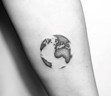 40 Awesome Simple Tattoos For Men ... Cool Simple Tattoos, World Map Tattoo, Tattoo Bras Homme, Simbolos Tattoo, Globe Tattoos, Map Tattoo, Earth Tattoo, Simple Tattoos For Guys, World Tattoo