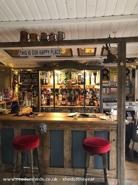 Pub Kitchen Design, Pub Interior Ideas, Home Pub Ideas, Shed Pub, Diy Bars, Backyard Pub, Garden Bar Shed, Home Bar Plans, Pub Ideas