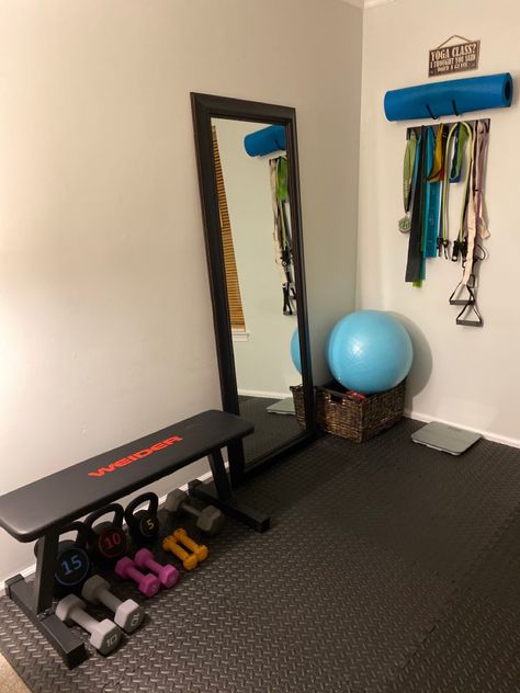 Diy Gym Corner, Gym Area In Bedroom, Simple In Home Gym, Mini Gym In Bedroom, Small Gym In Bedroom, Bedroom With Fitness Area, Bedroom Turned Gym, Small Home Gym Design Bedroom, Workout Corner In Basement