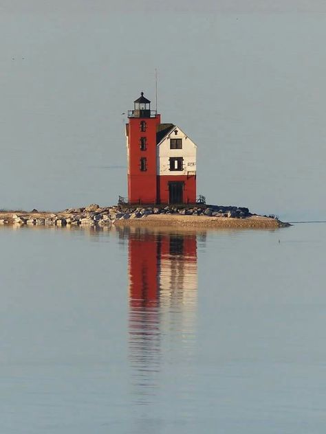 Western tip on round Island Mackinac Island Michigan Painting, Lighthouse House, Port Aesthetic, Lighthouse Architecture, Round Island, Lighthouses Photography, Nautical Crafts, Lighthouse Photos, Lighthouse Painting