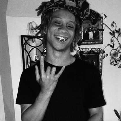 #trippieredd #exploremore Trippie Red Pfps, Trippie Red Black And White, X And Trippie, Trippy Red Pfp, Trippie Red Gif, Trippie Red, Wallpaper Iphone Quotes Backgrounds, 2010s Aesthetic, Swag Pics