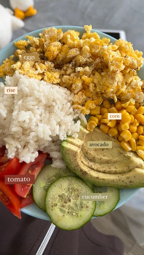 Rice And Avocado Recipe, Rice And Avocado Bowl, Avocado And Rice, Rice Bowls Healthy Easy, Rice Avocado Bowl, Avacado Lunch, Fasting Meals, Rice And Avocado, Rice Bowls Healthy