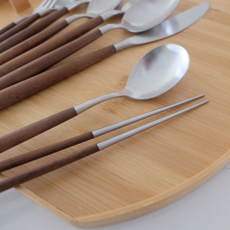 Korean Spoon, Korean Tea, Tiny House Camper, Wooden Cutlery, Bed Frame Design, Welcome To My House, Dessert Set, Dessert Fork, Healthy Homemade Recipes