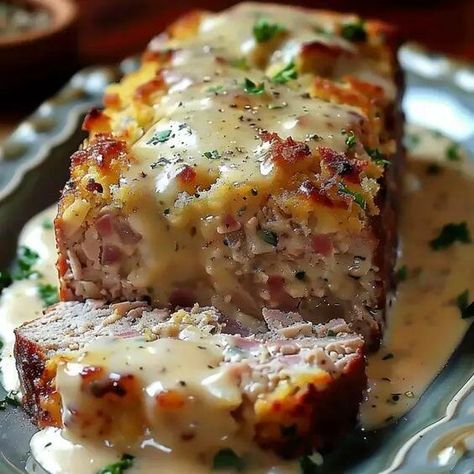 Jar Breakfast, Salmon Wellington, Chicken Meatloaf, Wellington Recipe, Cordon Blue, Ham And Swiss, Mushroom Sauce Recipe, Meatloaf Ingredients, Chicken Casseroles