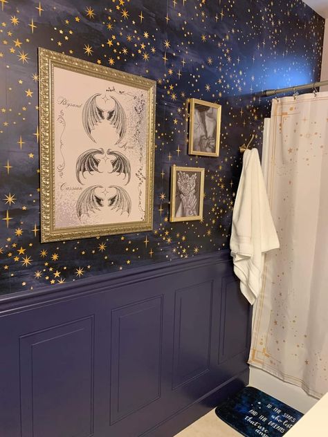 Night Sky Bathroom Ideas, Mystic Bathroom Decor, Night Themed Bathroom, Starry Night Room Aesthetic, Night Court Bathroom, Whimsigothic Interior Design, Star Themed Bathroom, Celestial Goth Decor, Celestial Apartment Decor