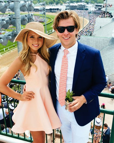 #preppy Pinterest: @brodiemcnair Preppy Couple, Horse Race Outfit, Kentucky Derby Women, Derby Party Outfit, Boat Attire, Kentucky Derby Party Outfit, Kentucky Derby Party Decorations, Kentucky Derby Outfit, Carolina Cup