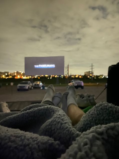 Fall Drive In Movie Aesthetic, My Pov Aesthetic, Movie In Car, Movies With Boyfriend, Drive In Aesthetic, Drive In Movie Aesthetic, Movie Date Aesthetic, Drive In Date, Boyfriend Activities