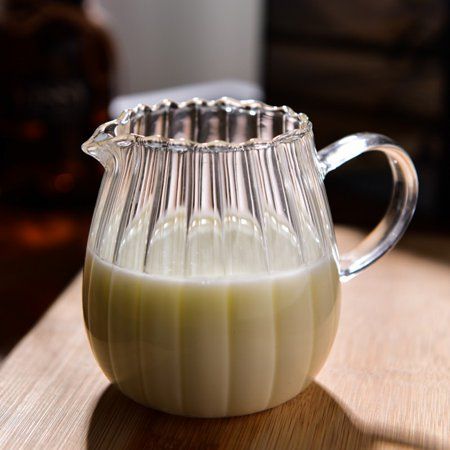 Glass Milk Jug, Coffee Milk Tea, Tea Pitcher, Milk Pot, Glass Tea Cups, Coffee Milk, Glass Pitchers, Coffee Creamer, Style Kitchen