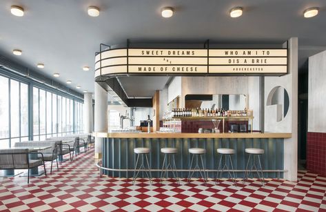 Peanut Pie, Classic American Diner, Vitrine Design, Bar Counter Design, Pie Shop, Bar Interior Design, Retro Diner, American Diner, 카페 인테리어 디자인