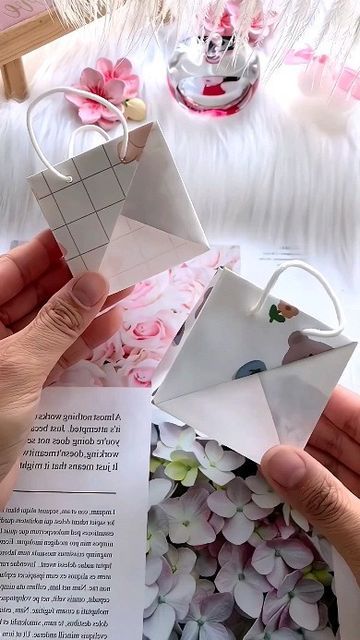 paper crafts creator on Instagram: "You can fold a practical handbag with just a piece of paper, and you can also make a gift bag #Origami #Tutorial #Handmade #diy #Origami #GiftBag #Origami #Handbag #Origami paper craft" Handbag Origami, Origami Handbag, Diy Gift Bags From Wrapping Paper, Diy Gift Bags Paper, Make A Gift Bag, Bag Origami, Origami Paper Craft, Gift Bags Diy, Piece Of Paper