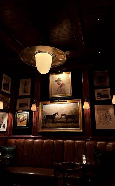 Polo Bar, Jazz Lounge, Casa Retro, Jazz Bar, Nyc Bars, Clubbing Aesthetic, Uptown Girl, Jazz Club, Old Money Aesthetic