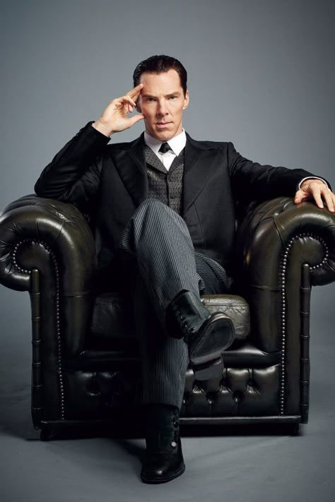 London Wear, Sherlock The Abominable Bride, Benedict Cumberbatch Sherlock, Man Sitting, Business Portrait, Johnlock, Chesterfield Sofa, Baker Street, Sherlock Bbc