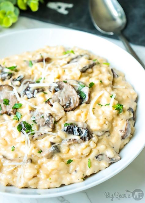 Cream Of Mushroom Risotto, Sushi Rice Risotto, Mushroom Parmesan Risotto, Mushroom Risotto With Chicken, Mushroom Rossito, Mushroom Rositto, Cream Risotto, Creamy Mushroom Risotto, Rice Ideas