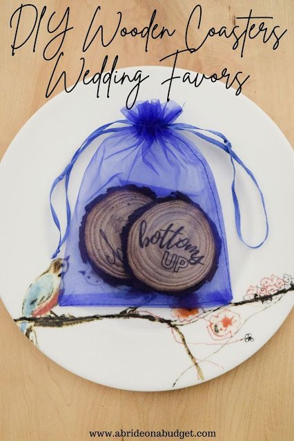 These DIY Wooden Coasters Wedding Favors are perfect for your rustic wedding. You can use actual fresh tree or purchased unfinished wood slices to make them. Diy Wooden Coasters, Coaster Wedding Favors, Unique Wedding Ceremony Ideas, Wedding Ceremony Songs, Pink Tea Party, Ceremony Songs, Wedding Coasters Favors, Handmade Favors, Bride Planning