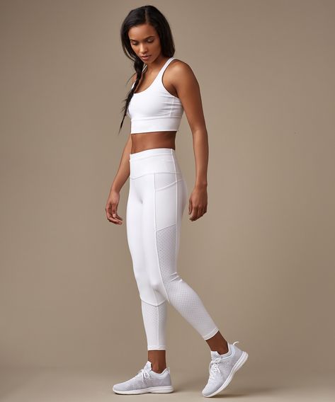 We designed these tights with extra storage, so you (and your essentials) can go the distance. Clothes Lululemon, High Waist Sports Leggings, Crop Top And Leggings, Color Block Leggings, Legging Outfits, White Leggings, Performance Leggings, Sports Wear, Athletic Outfits