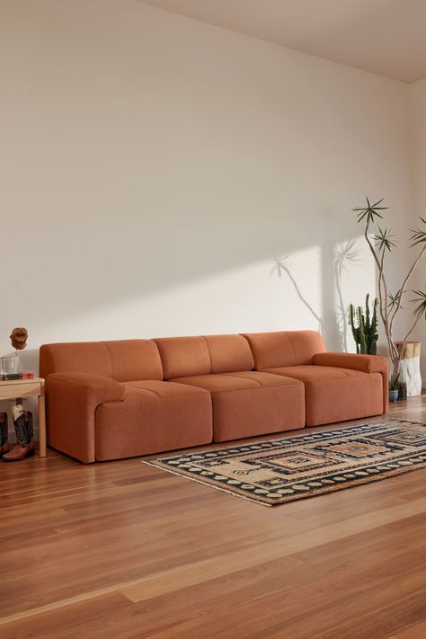 Terracotta Living Room, Modern Modular Sofas, High Quality Sofas, Interior Design Games, Sofa With Chaise, Seat Design, L Shaped Sofa, Open Plan Living, Modular Design