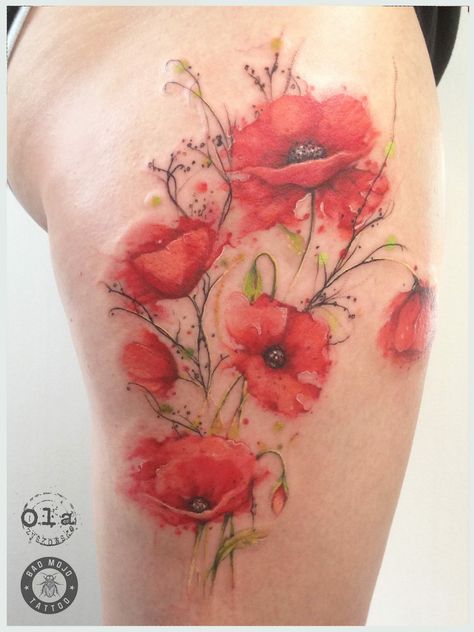 Watercolor Orchid Tattoo, Watercolor Poppy Tattoo, Red Poppy Tattoo, Design Tatuaje, Poppy Flower Tattoo, Master Tattoo, Orchid Tattoo, Kunst Tattoos, Flower Tattoo Back