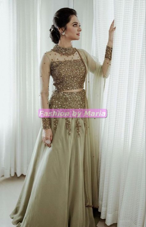 https://youtu.be/qe7PvkKRbAA Engagement Bride Outfit Ideas, Silk Gowns Indian, Lehanga For Reception Bridal, Lehanga Designs Latest Party Wear, Bridal Skirt And Top, Indian Reception Dress, Reception Dress Indian, Indian Engagement Outfit, Gowns Dresses Indian Receptions