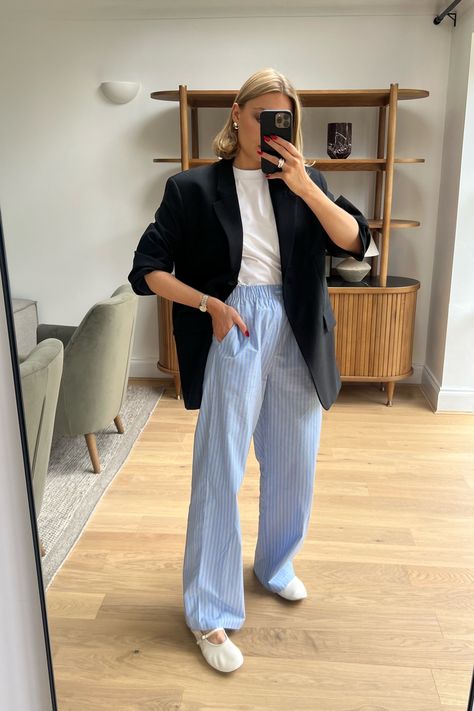 Cotton Pull On Pants - Stripe curated on LTK How To Style Pyjamas Pants, Blue Stripe Trousers Outfit, Striped Pajama Pants Outfit, Stripped Pant Outfits, Blue Striped Trousers Outfit, Cool Mom Aesthetic Outfits, Blue Striped Linen Pants Outfit, Blue Stripe Pants Outfit, Outfit Pantalon Bleu