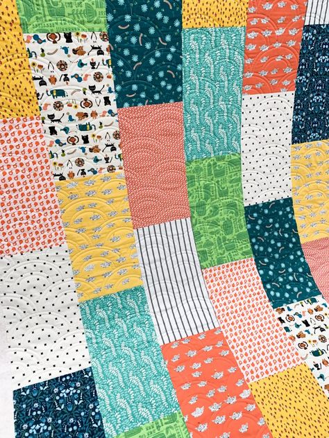 Easy Fat Quarter Quilt | quilting | Diary of a Quilter Simple Twin Size Quilt Patterns, Easy Small Quilts For Beginners, Random Quilt Pattern, Beginner Quilts Easy, Christmas Fat Quarter Projects, Fat Quarter Projects For Beginners, Fat Quarter Projects Quilt, Charity Quilt Patterns, 3 Fabric Quilt Pattern