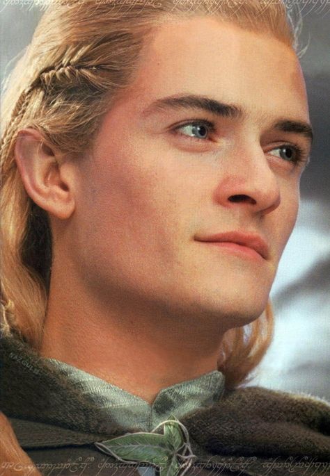 Legolas | The Lord of the Rings Orlando Bloom Legolas, Lotr Legolas, Legolas And Tauriel, Legolas And Thranduil, Tauriel, Fellowship Of The Ring, Make Jewelry, Thranduil, Orlando Bloom