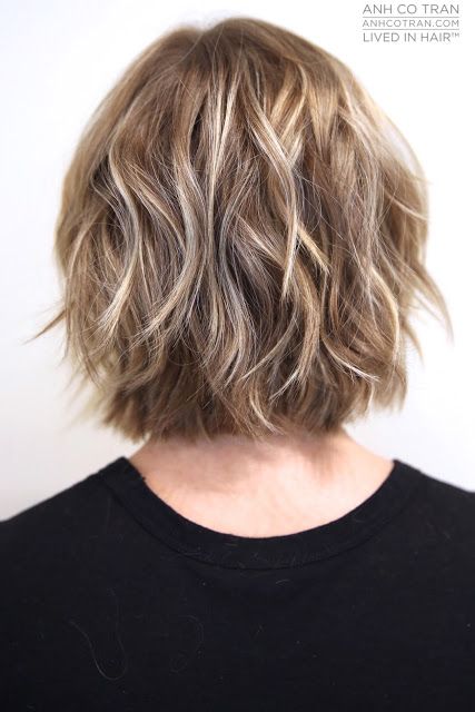 Anh Co Tran Bob, Short Wavy Haircuts, Anh Co Tran, Wavy Hairstyles Medium, Bob Hairstyles For Thick, Wavy Haircuts, Messy Short Hair, Instagram B, Short Layered Haircuts