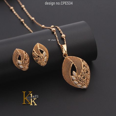 Gold Pandel Design For Women, Pendal Earing Set, Dubai Gold Chain Design For Women, Gold Chain Locket Designs For Women, Gold Bangle Designs For Women, Pandal Set Gold, Gold Pandal Design New, Chen Pendal Set Gold, Modern Gold Jewellery