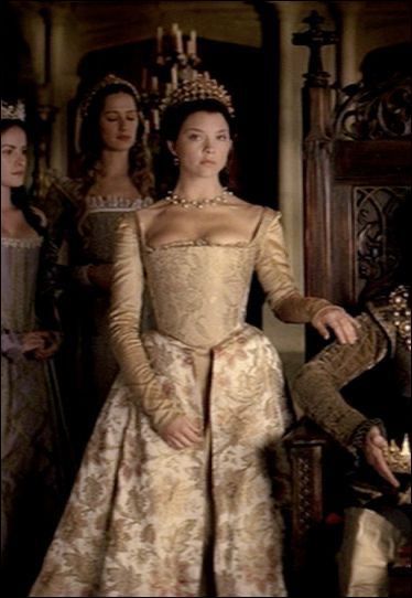 Tudors Costumes, The Tudors Costumes, Recycled Costumes, Elizabethan Fashion, Tudor Dress, Tudor Fashion, Tudor Costumes, The Tudors, Fantasy Dresses