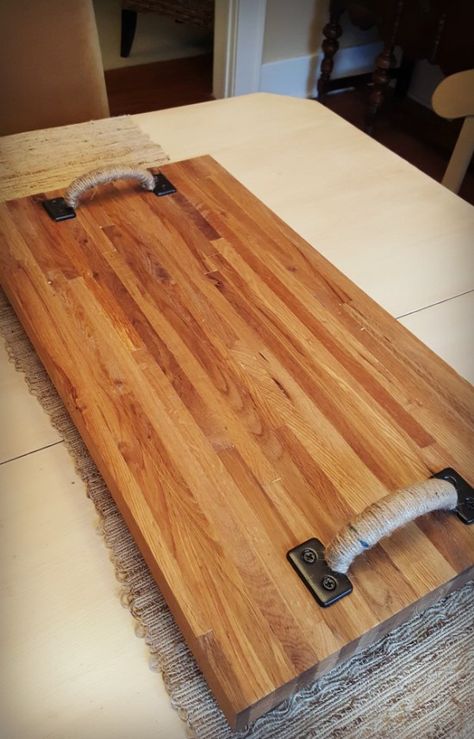 Butcher block serving tray - I turned the scrap butcher block from my kitchen sink cut out into a cool serving tray Butcher Block Ideas, Cheese Board Diy, Wooden Utensil Holder, Diy Butcher Block, Farmhouse Serving Trays, Farmhouse Kitchen Signs, Butcher Block Wood, Butcher Block Counter, Butcher Blocks