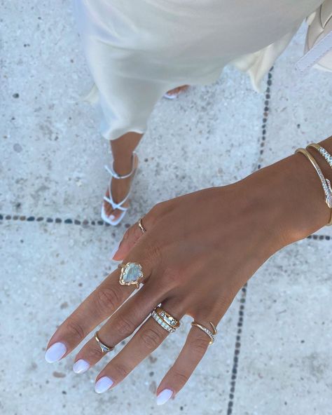 LOGAN HOLLOWELL on Instagram: “Leave a trail of light behind you wherever you go 🤍✨ #moonstonemagic #LHLayers” Logan Hollowell Jewelry, Hands With Jewelry, Jewelry Combos, Logan Hollowell, Aesthetic Rings, Accessories Aesthetic, Hand Accessories, Bow Bracelet, Nail Jewelry