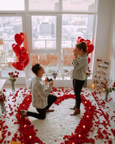 Proposal Decorations Indoor Simple, Living Room Proposal Ideas, Proposal Decorations Indoor, Indoor Proposal, Home Proposal, Proposal Decor, Cute Proposal Ideas, Wallpaper Ramadhan, Balloon Bouquet Diy