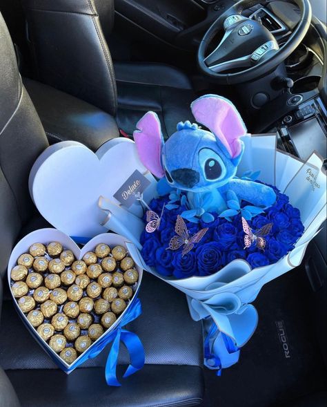 Ribbon Bouquets, Stitch Bouquet, Bae Gift, Lilo And Stitch Toys, ليلو وستيتش, Lilo Und Stitch, Spiderman Gifts, Luxury Flower Bouquets, Stitch Stuff