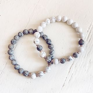 ⋘⋅☽ handcrafted ⋅ jewelry ☾⋅⋙ (@peacockandlime) • Instagram photos and videos Jasper Bead Bracelet, Mala Beads Bracelet, Picasso Jasper, Celebrate Life, Calming Stones, White Howlite, Color Pairing, Bead Bracelets, Jasper Beads