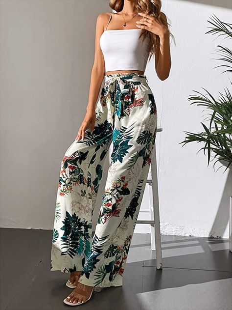 Printed Palazzo Pants Outfit, Pallazo Pants Outfit, Palazzo Pants Outfit Casual, Printed Trousers Outfit, Palazzo Outfit, Dress Designs For Stitching, Palazzo Pants Outfit, Plazo Pants, Loose Pants Outfit