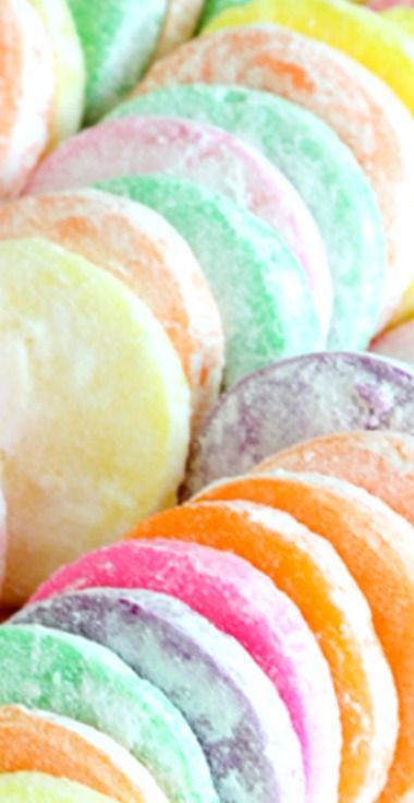 Homemade "Necco" Candy Wafers - The company that makes Necco Wafers is facing closure. This candy wafer recipe makes a very close "copycat." Necco Wafers Recipe, Non Pareils Recipe, Wafer Recipe, Necco Wafers, Spring Foods, Home Made Candy, Sweet Board, Candy Wafers, Homemade Candy