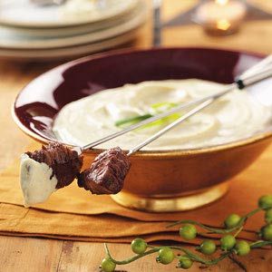 Beef Fondue with Mustard-Mayonnaise Sauce Beef Fondue, Fondue Dipping Sauces, Meat Fondue, Broth Fondue Recipes, Fondue Recipes Meat, Raclette Recipes, Fondue Night, Beef Dip, Mustard Recipe